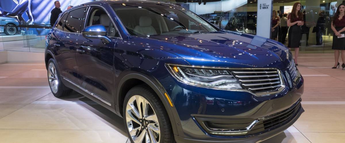 DETROIT, US - JANUARY 9,2017: Lincoln MKX on display during the North American International Auto Show at the Cobo Center in downtown Detroit.