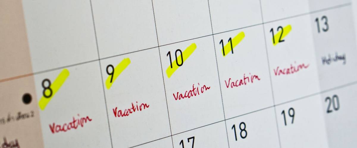 mark long vacation on calendar