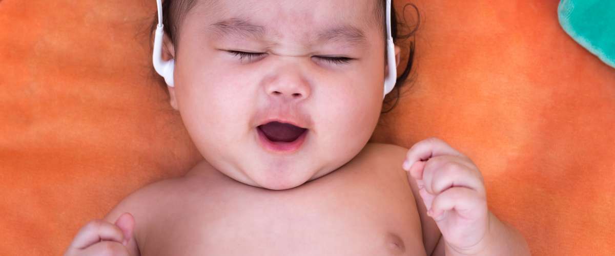 Adorable baby girl music sounds good