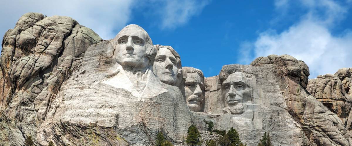 Mount Rushmore monument in South Dakota in the morning