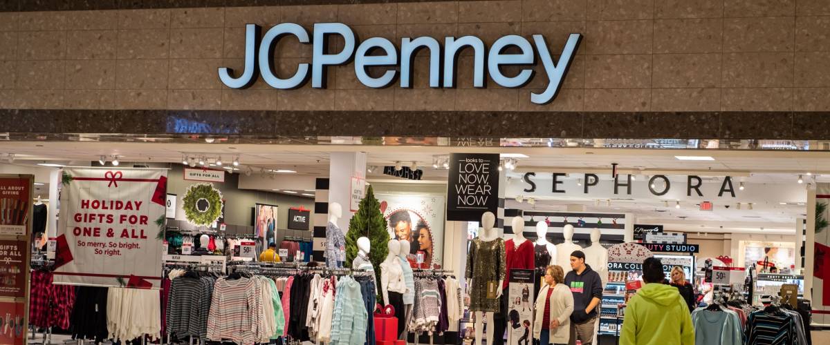 ROSEVILLE, CA - U.S.A. - DECEMBER 20, 2018: The front of the JC Penney store at the galleria mall. Like Sears, JC Penney is another legacy department store in danger of going bankrupt.