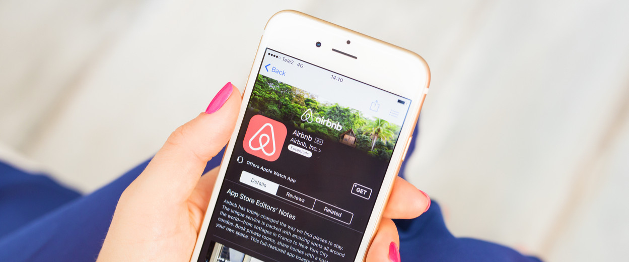 AirBnB app on iPhone App Store