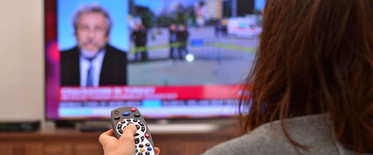 Wealthy people watch less TV and choose high-quality programming