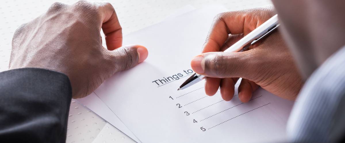 Break down goals with daily to-do lists