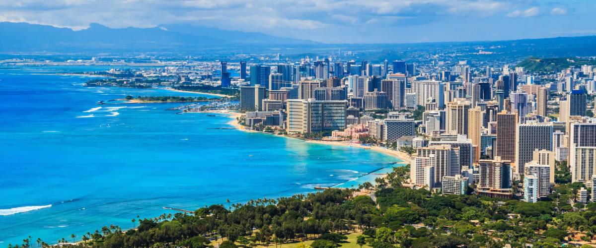 Skyline of Honolulu, Hawaii and Waikiki Beach