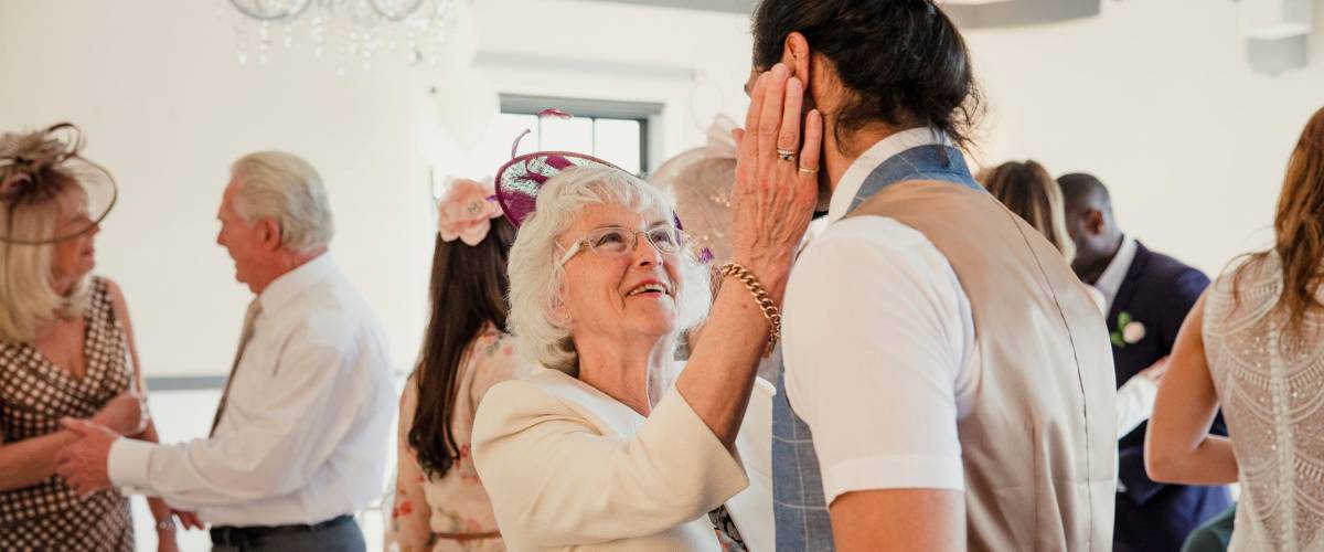 mother son dance at wedding