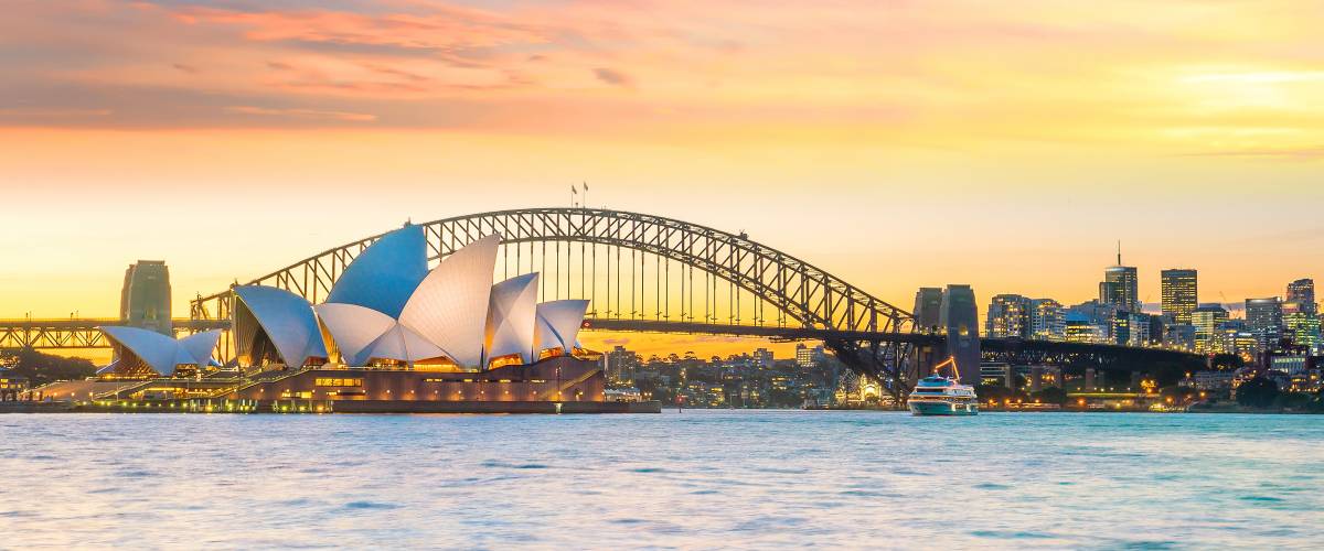 Sydney Australia skyline with opera house in view