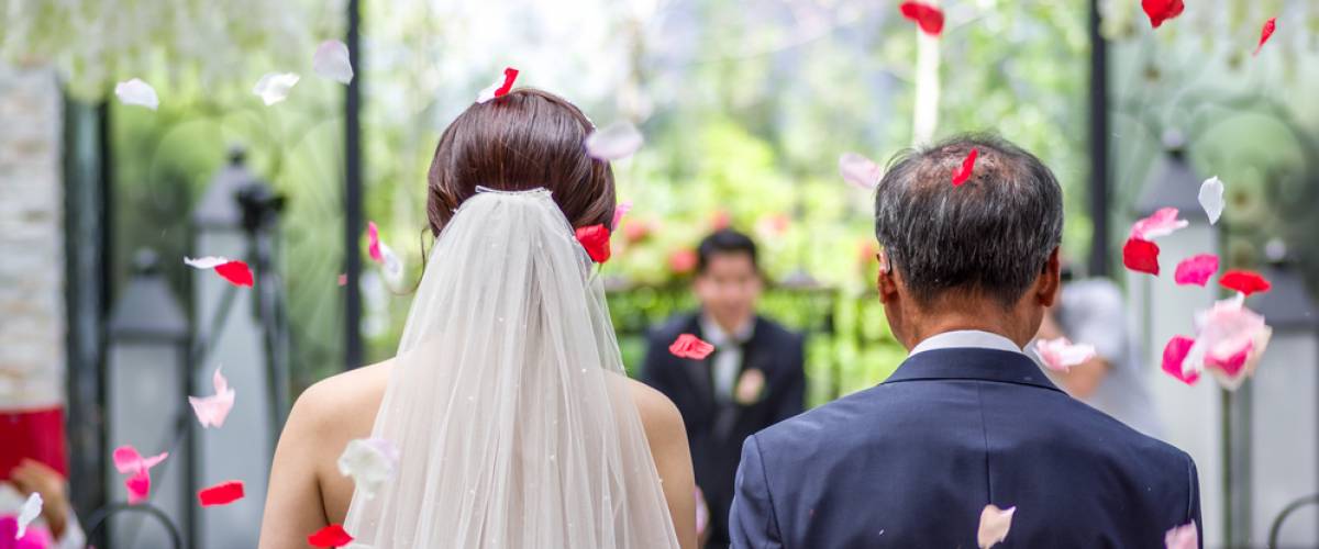bride and father
