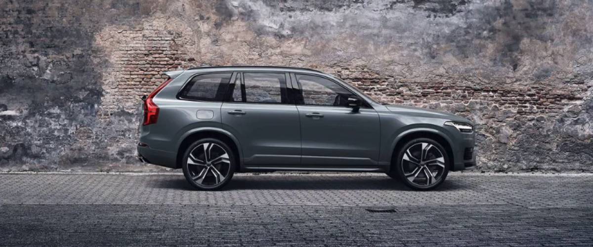 Gray Volvo XC90