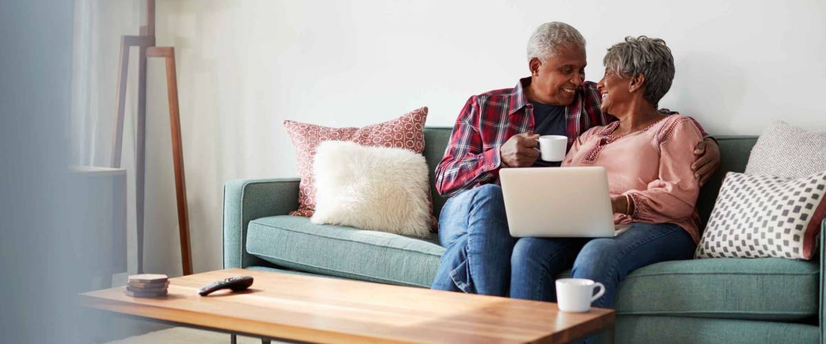Joint insurance can insure both spouses on one policy