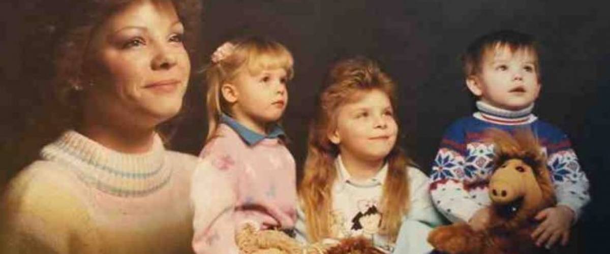 Nothing says 1980s like my friend's family photo
