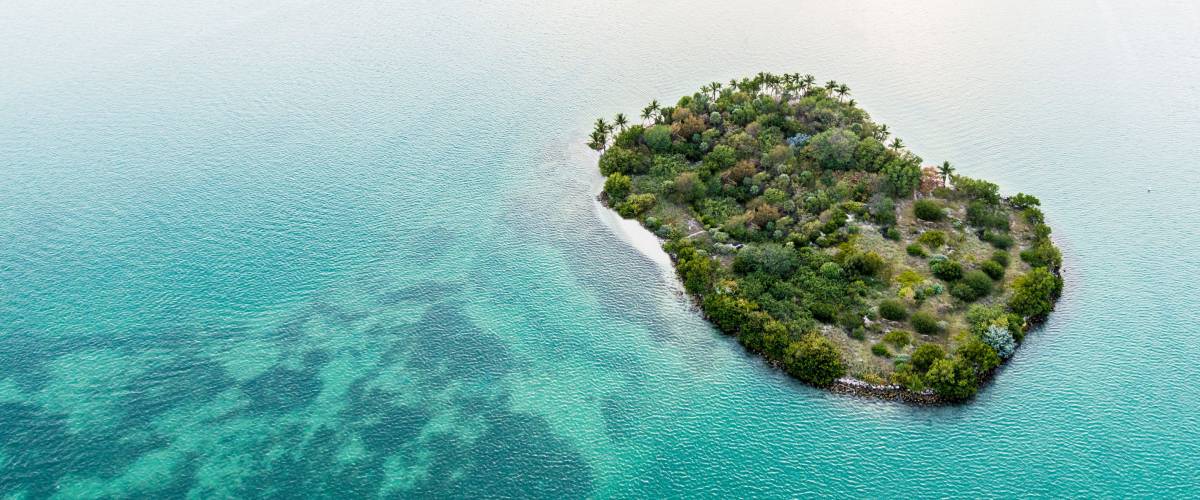 Beautiful private island in the middle of the Caribbean sea