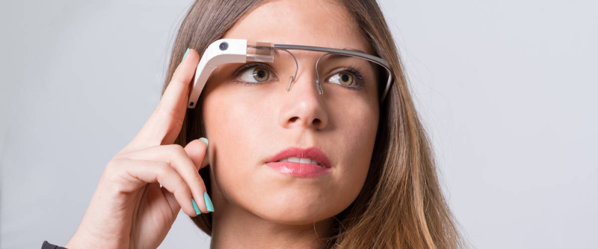 woman wearing google glasses